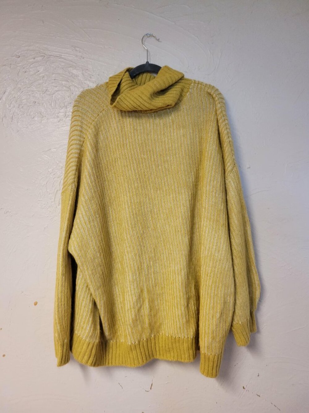 Women's Old Navy 4 XL Turtle Neck Sweater